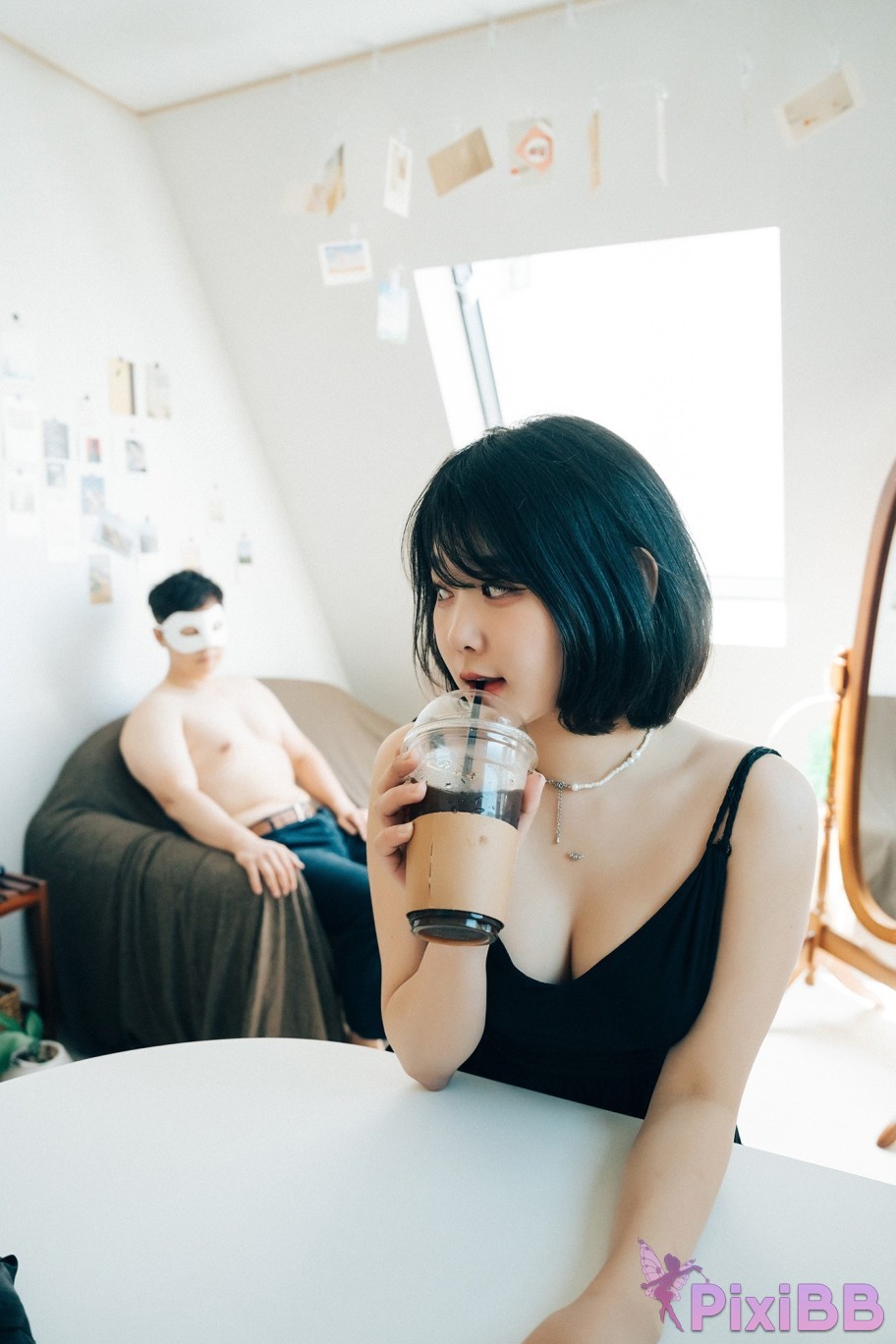 Loozy Zia With Delivery Man PixiBB.COM 088