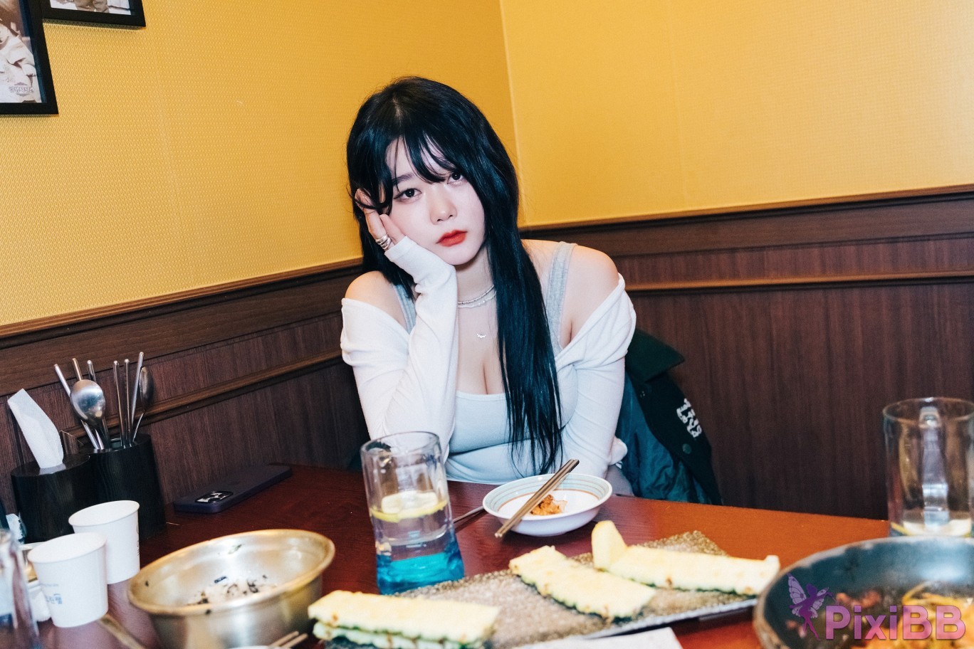 Loozy Zia Fan Meeting 02 S.Ver PixiBB.COM 001