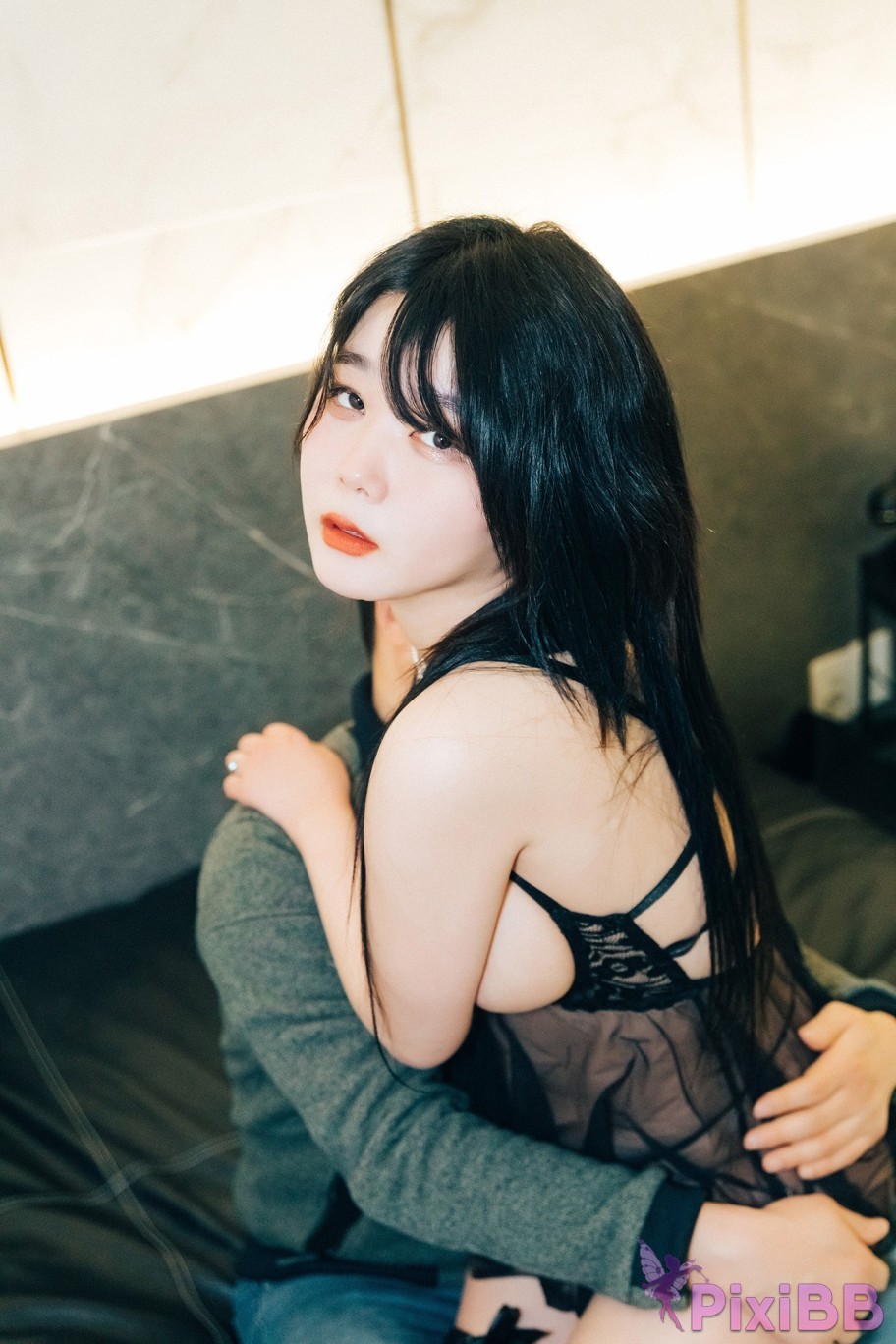 Loozy Zia Fan Meeting 02 S.Ver PixiBB.COM 020