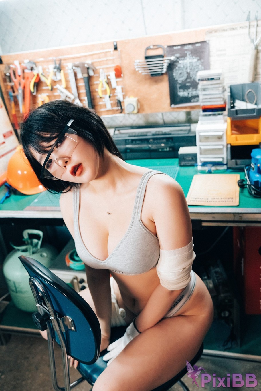 Loozy Zia Fetish Girl PixiBB.COM 052