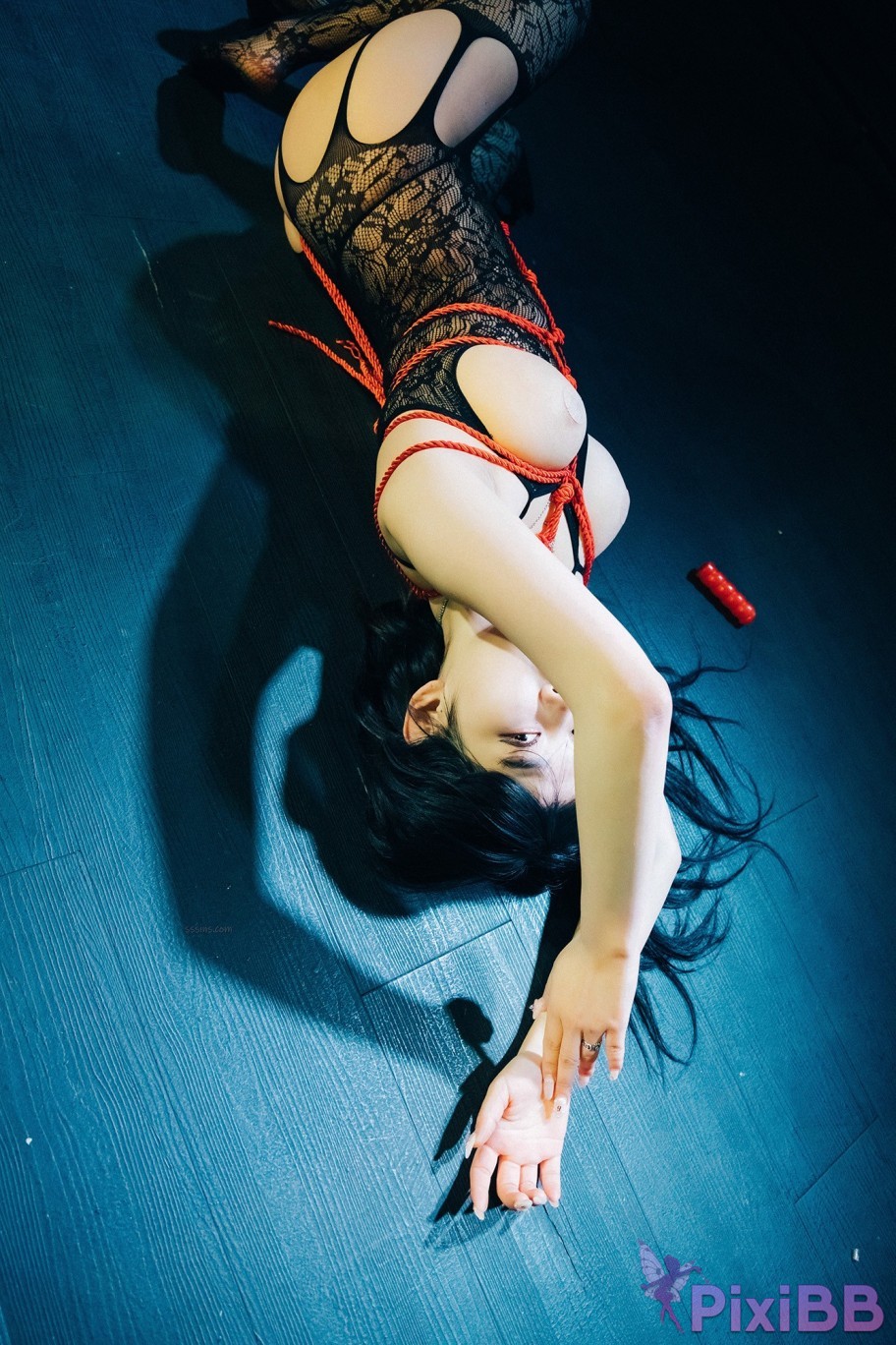 Loozy Zia SM Show PixiBB.COM 040