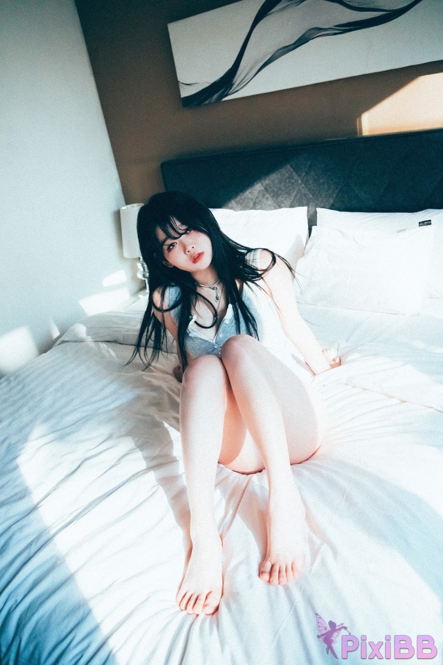 Loozy Zia Wannait PixiBB.COM 025