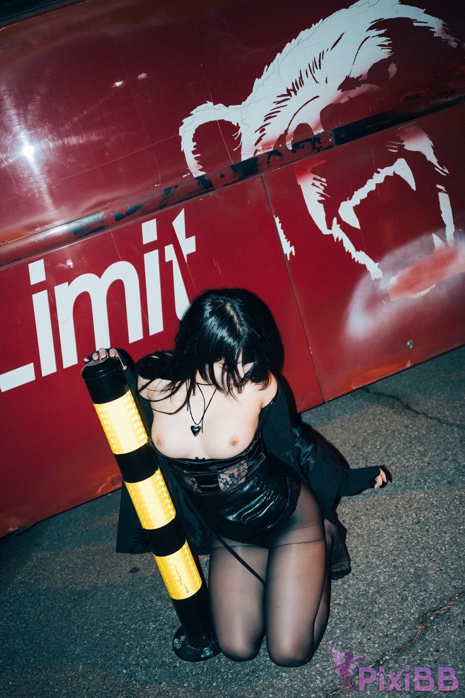 Loozy Zia XXX At Night Road PixiBB.COM 012