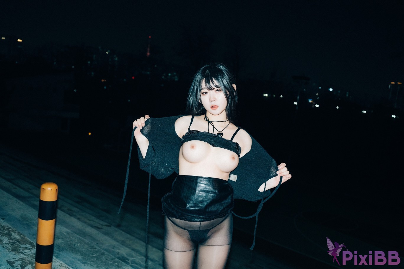 Loozy Zia XXX At Night Road PixiBB.COM 022