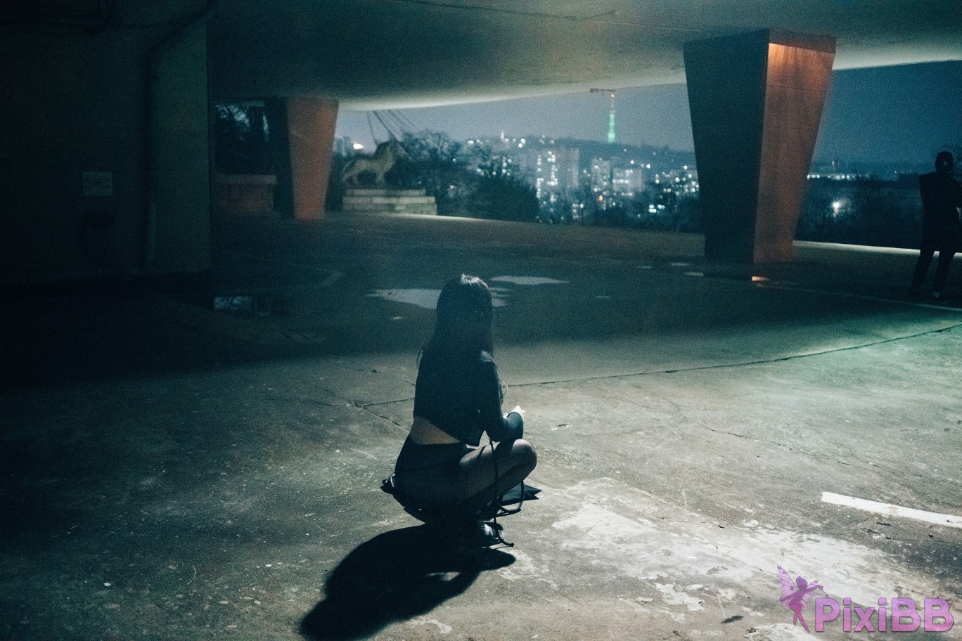 Loozy Zia XXX At Night Road PixiBB.COM 113