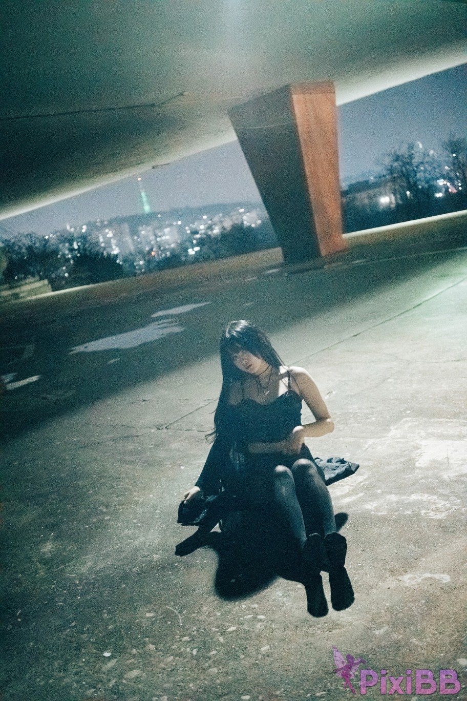 Loozy Zia XXX At Night Road PixiBB.COM 115