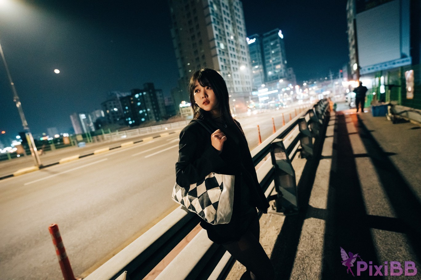 Loozy Zia XXX At Night Road PixiBB.COM 145