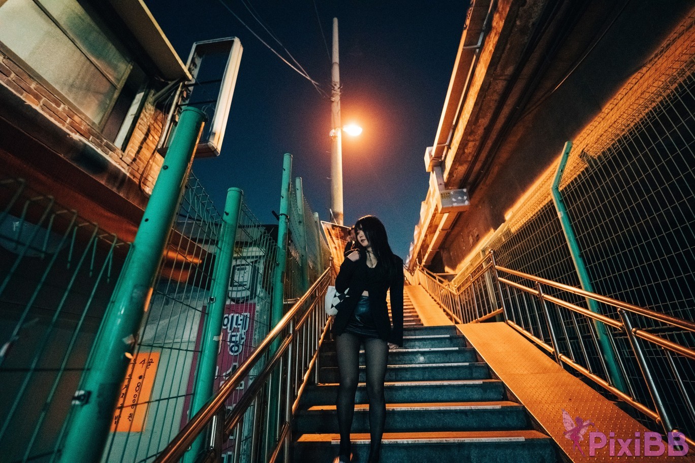 Loozy Zia XXX At Night Road PixiBB.COM 146