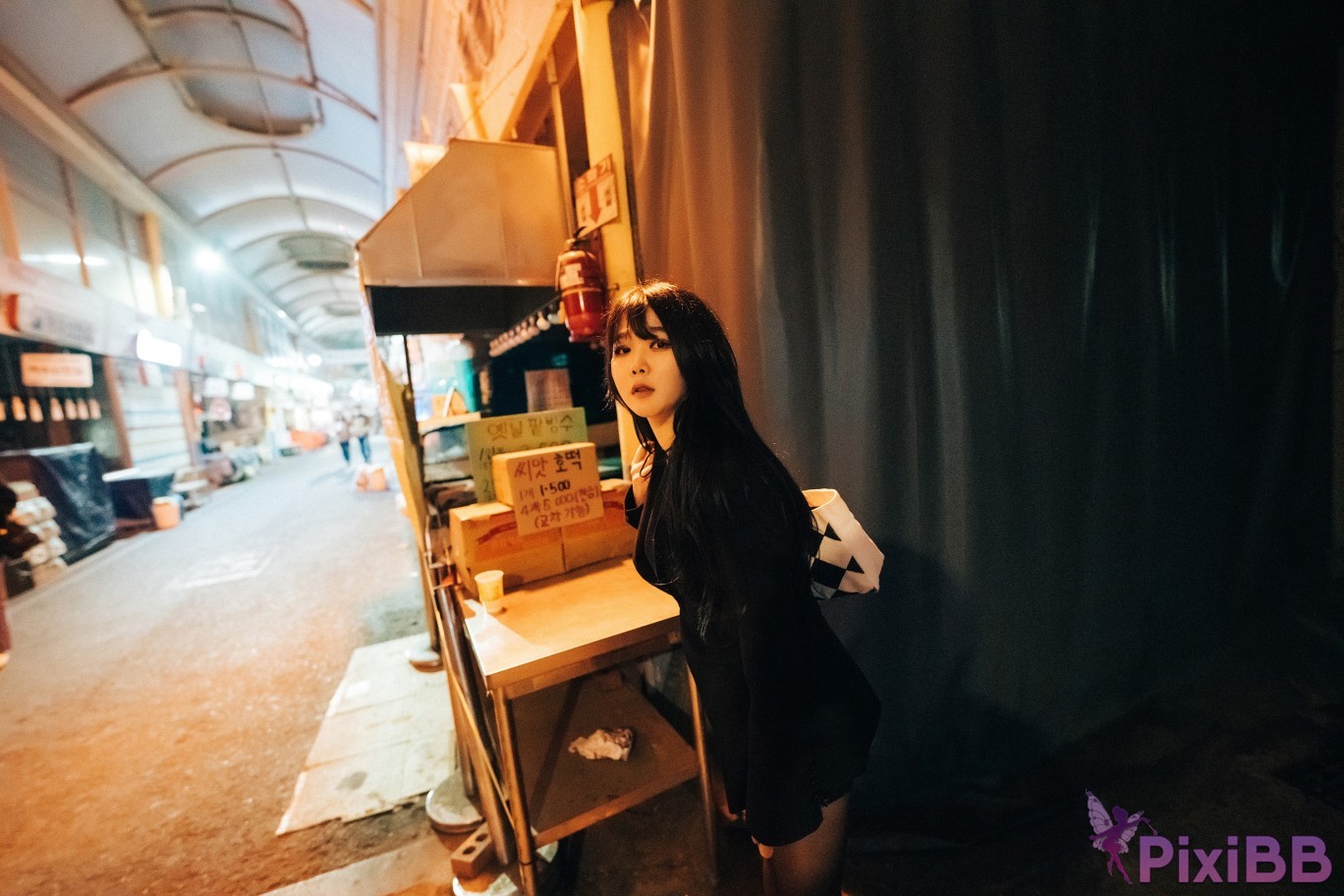 Loozy Zia XXX At Night Road PixiBB.COM 149