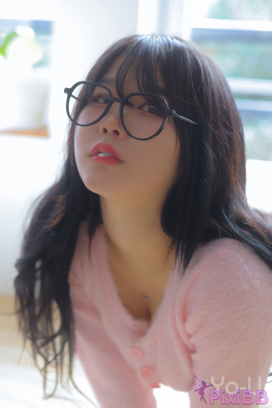 Yo U Zia Vol.7 Year end PixiBB.COM 018