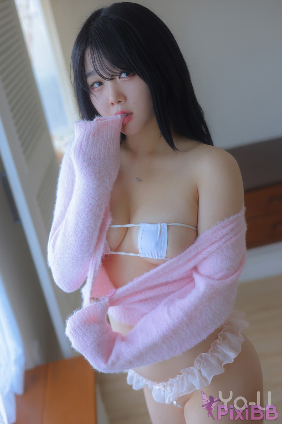 Yo U Zia Vol.7 Year end PixiBB.COM 084