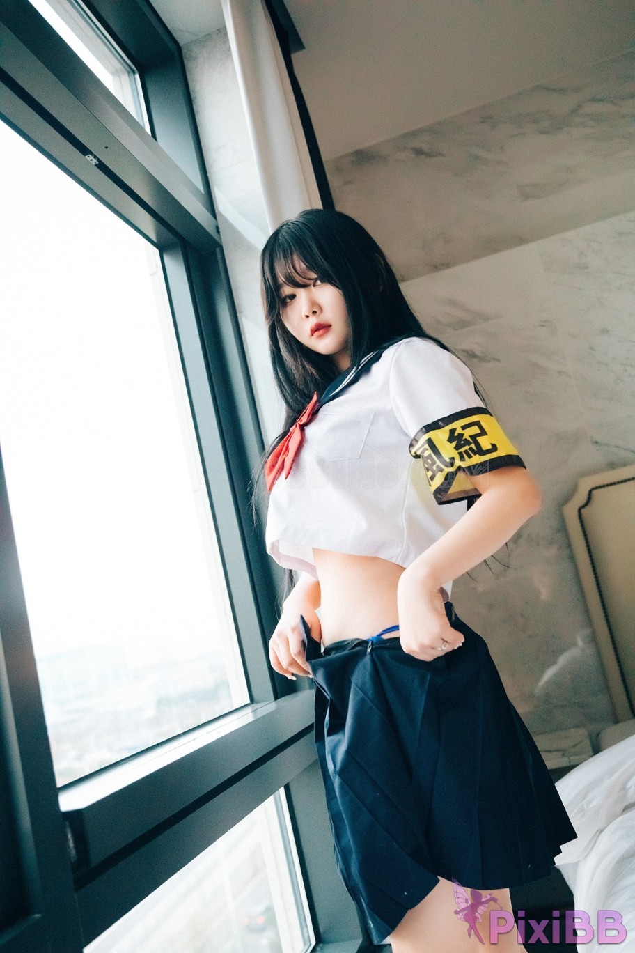 Loozy Zia Extra Visible PixiBB.COM 009