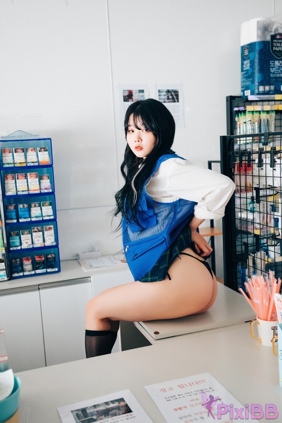 Loozy Zia Part Timer S.Ver PixiBB.COM 002