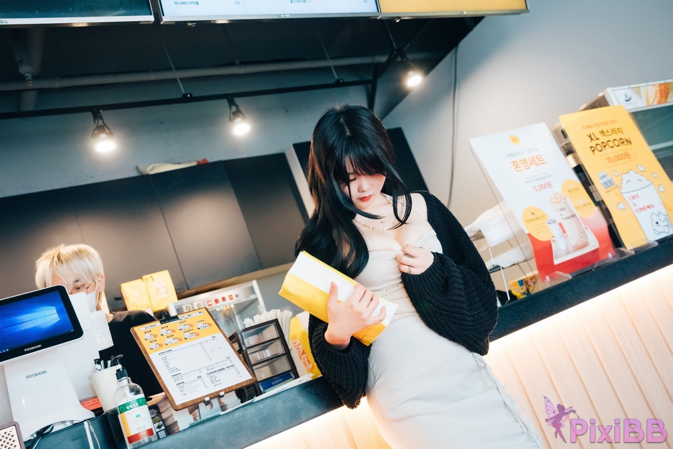 Loozy Zia XXX in The Theater PixiBB.COM 012