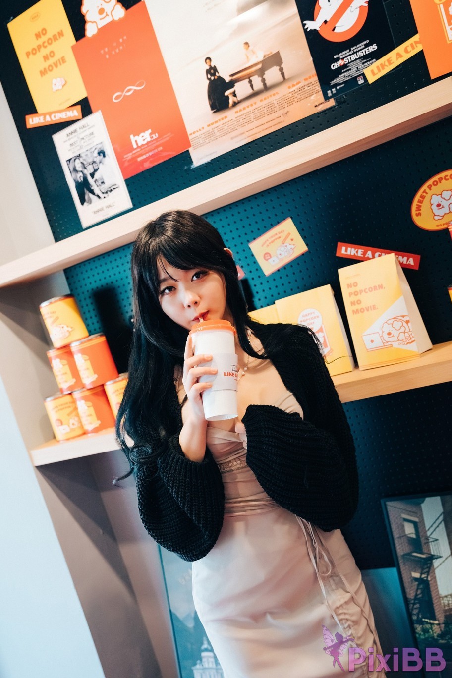 Loozy Zia XXX in The Theater PixiBB.COM 020