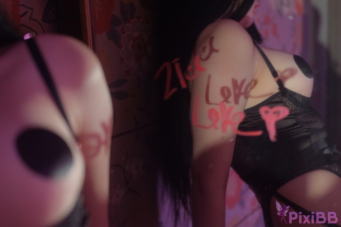 Zia Room PixiBB.COM 073