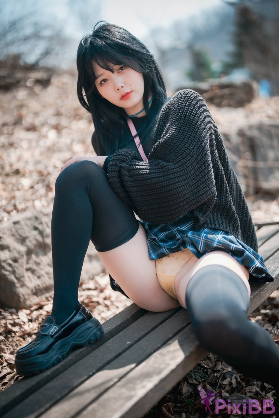 DJAWA Photo Zia Early Spring Walk in March PixiBB.COM 004