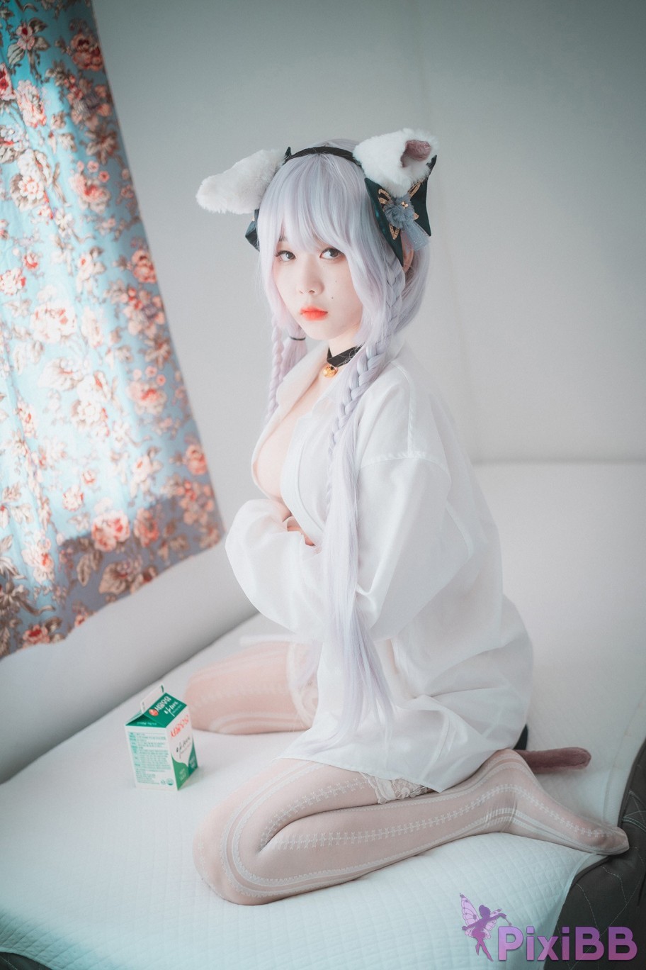 DJAWA Photo Zia Perrault The Milk Thief Last Origin PixiBB.COM 002