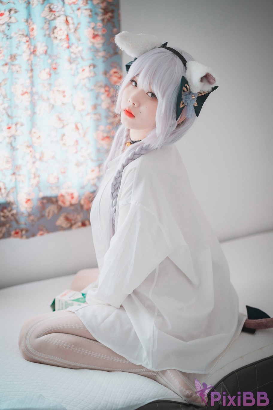 DJAWA Photo Zia Perrault The Milk Thief Last Origin PixiBB.COM 004