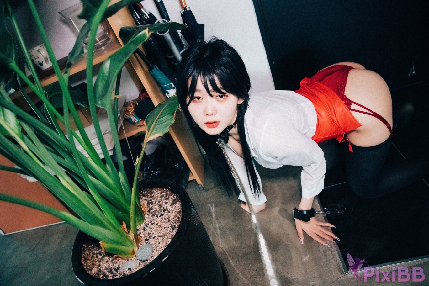 Loozy Zia Office slave PixiBB.COM 015