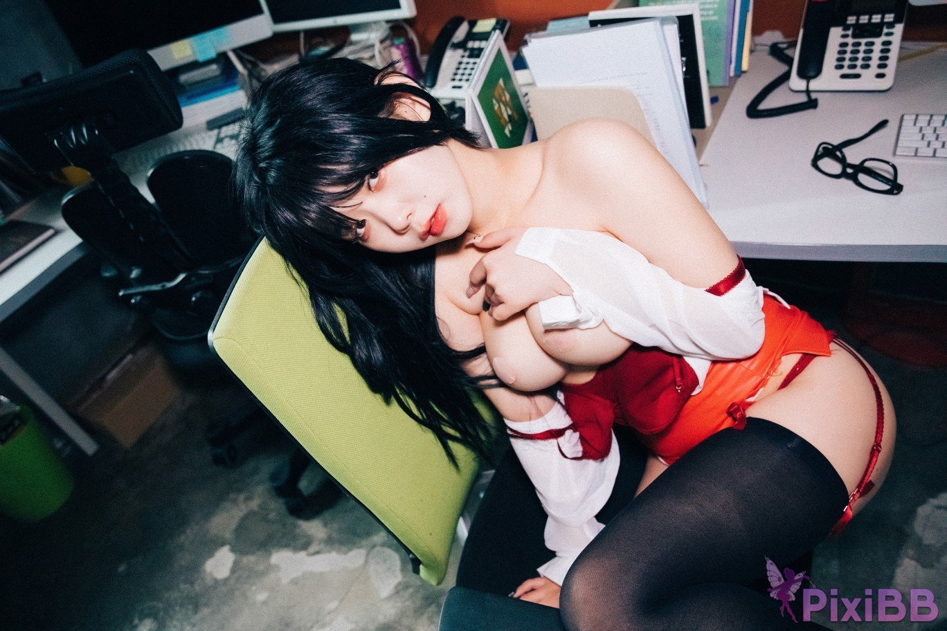 Loozy Zia Office slave PixiBB.COM 125