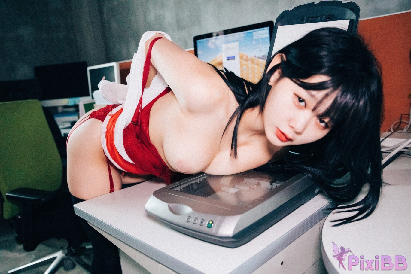 Loozy Zia Office slave PixiBB.COM 156