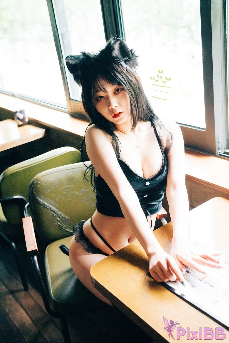 Loozy Zia SM Bar PixiBB.COM 065