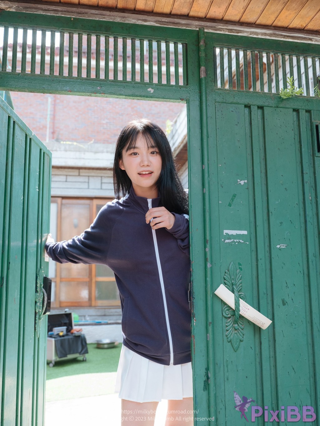 MilkyBomb Yui Vol.2 Tracksuit PixiBB.COM 003