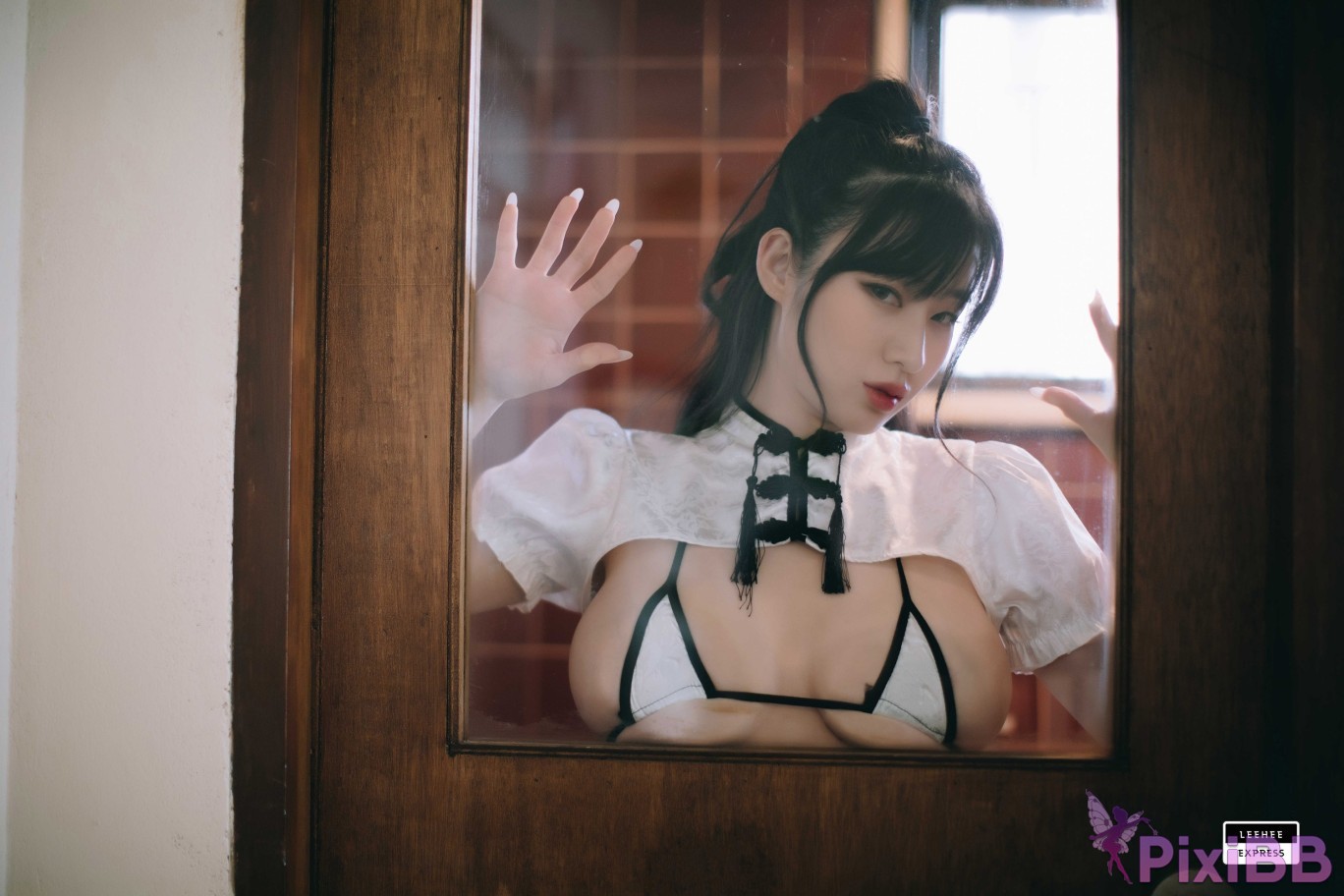 LE LEDG 087 Woo PixiBB.COM 003