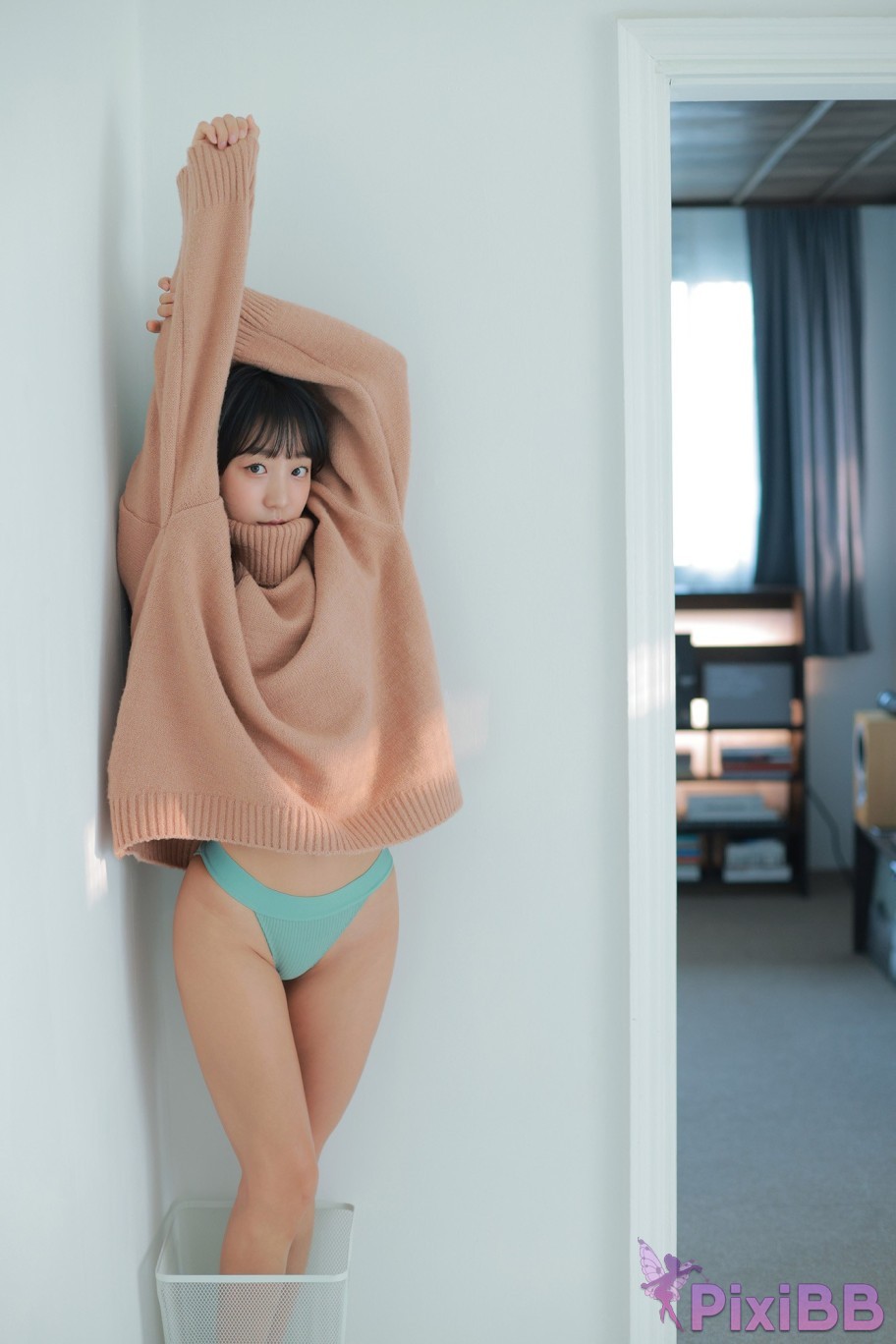 Eunji Pyo DJ Henney COZY and WET PixiBB.COM 097