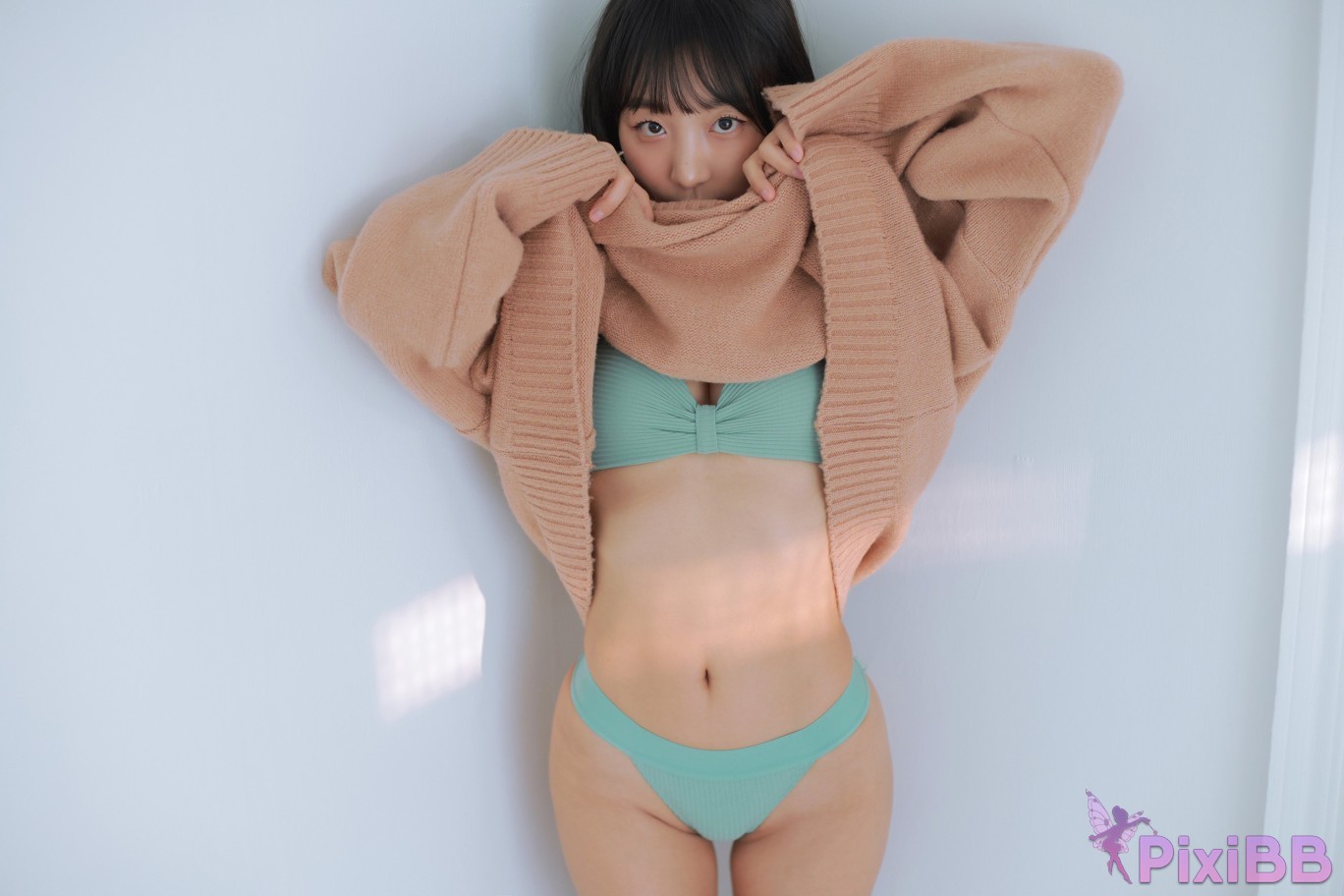 Eunji Pyo DJ Henney COZY and WET PixiBB.COM 102