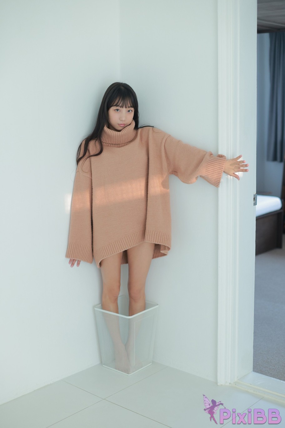 Eunji Pyo DJ Henney COZY and WET PixiBB.COM 129