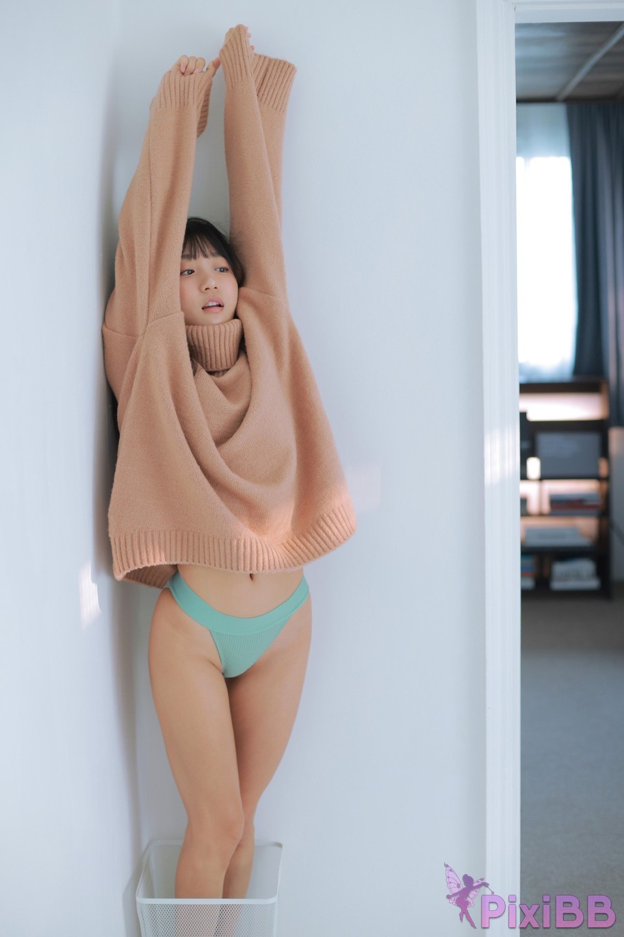 Eunji Pyo DJ Henney COZY and WET PixiBB.COM 173