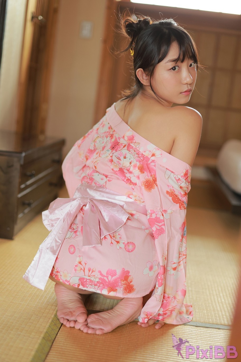 Eunji Pyoapple Eunji Pyo DJ Henney PixiBB.COM 053