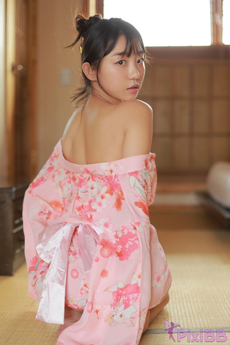 Eunji Pyoapple Eunji Pyo DJ Henney PixiBB.COM 054