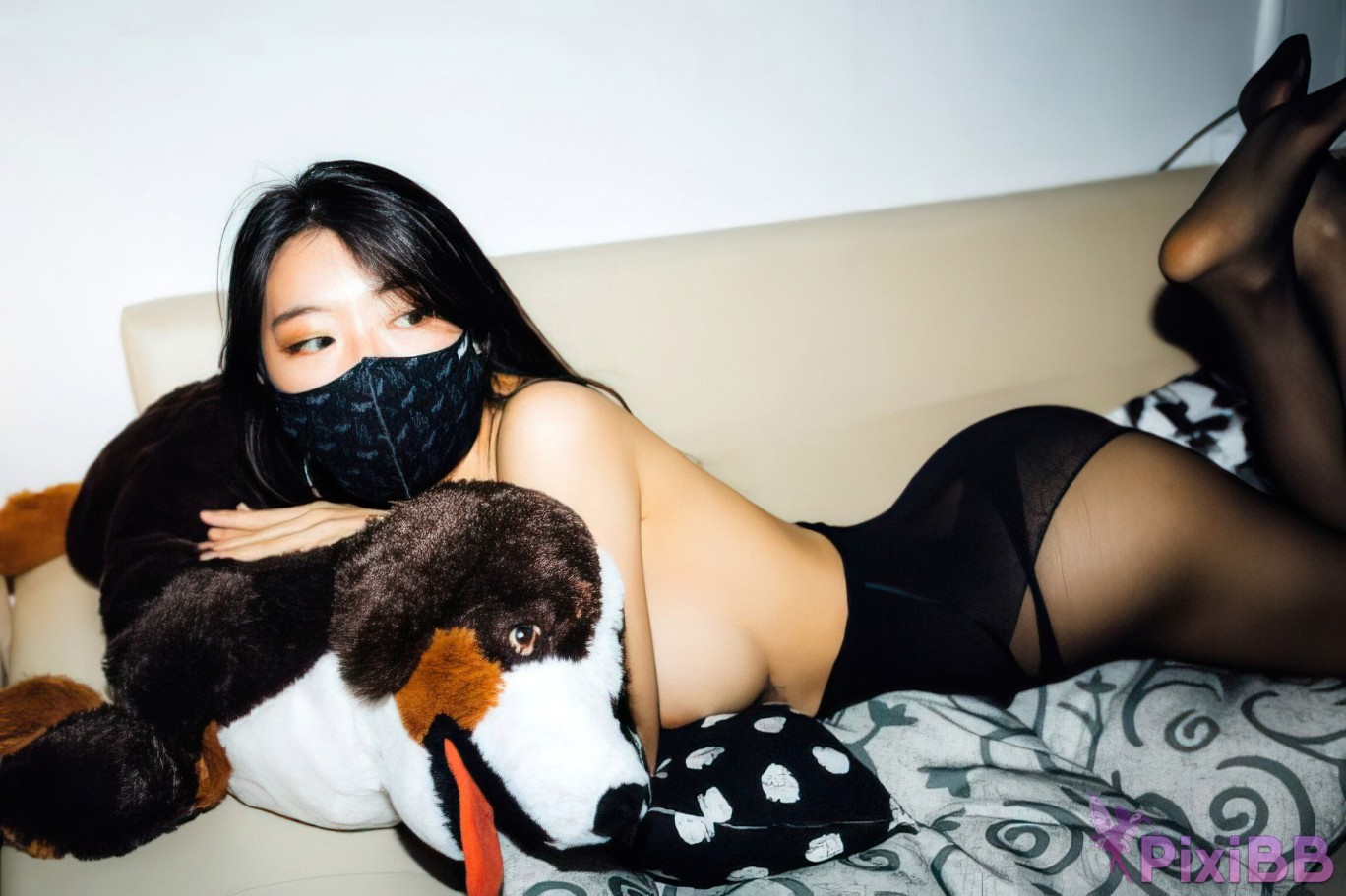 Moon Night Snap Mona Black PixiBB.COM 047