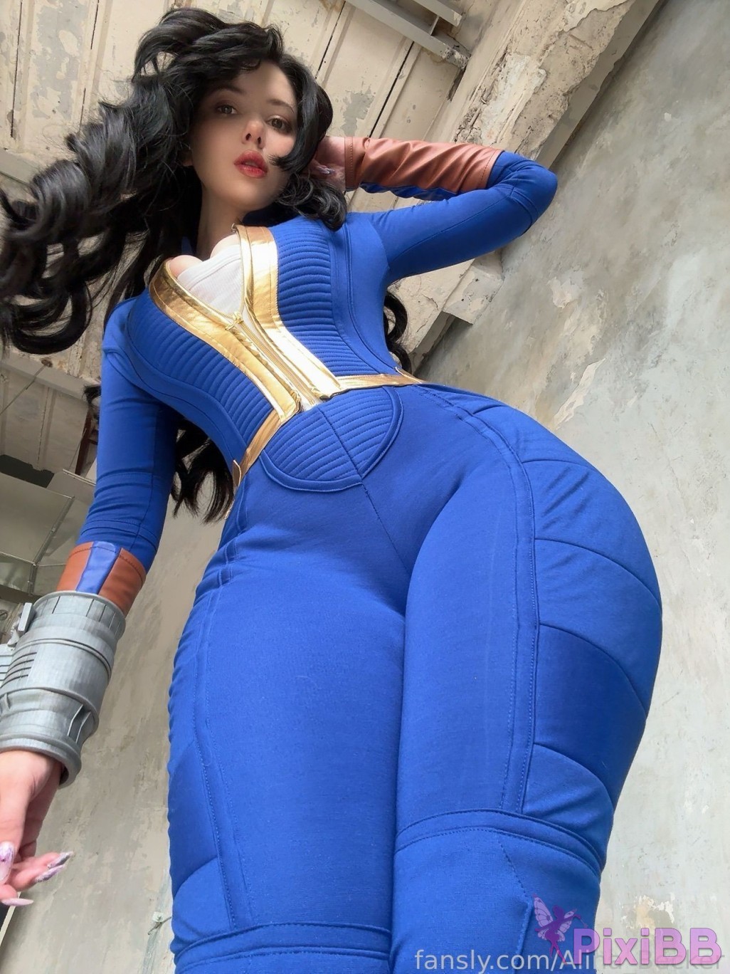 Alina Becker Vault Dweller Fallout PixiBB.COM 009