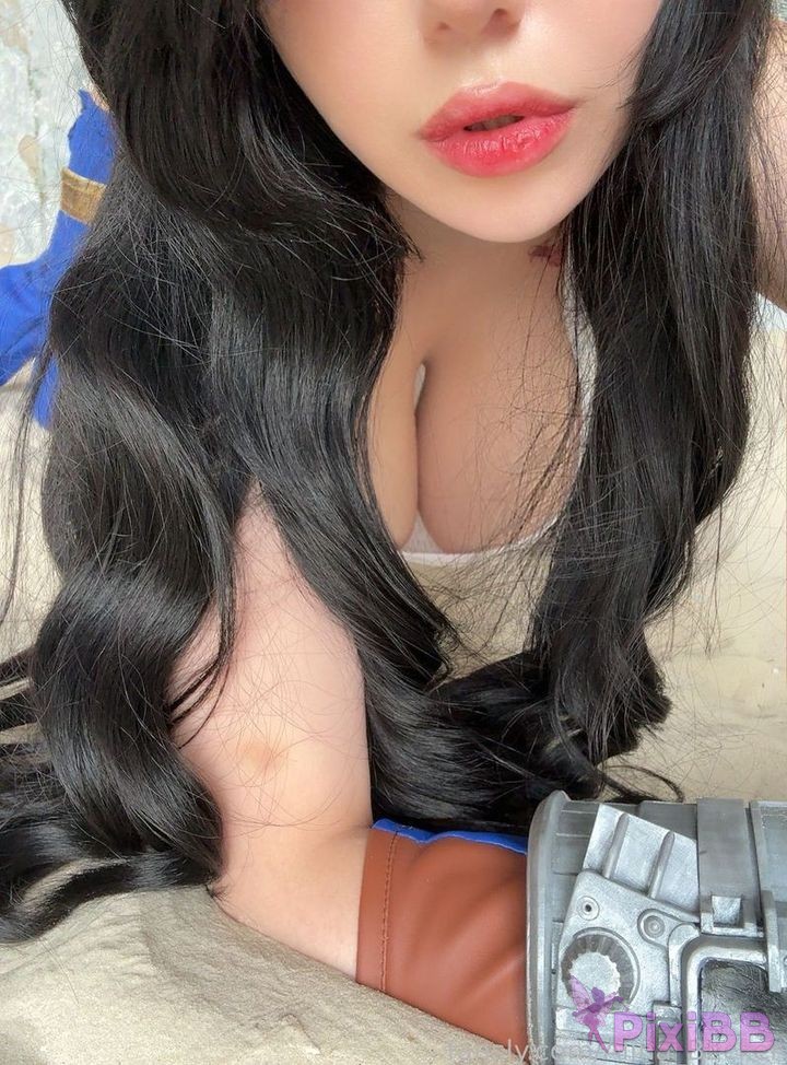 Alina Becker Vault Dweller Fallout PixiBB.COM 083