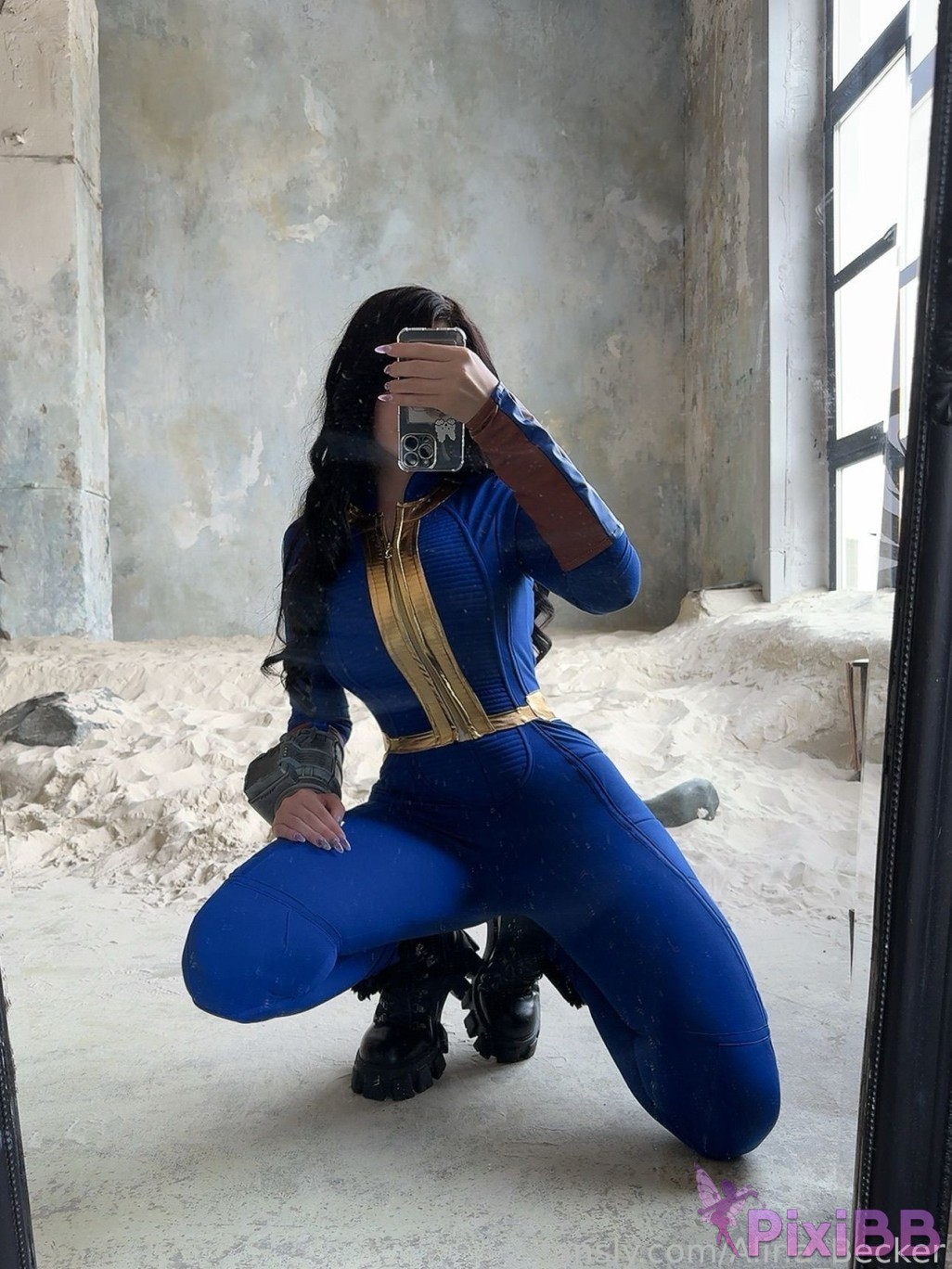 Alina Becker Vault Dweller Fallout PixiBB.COM 094