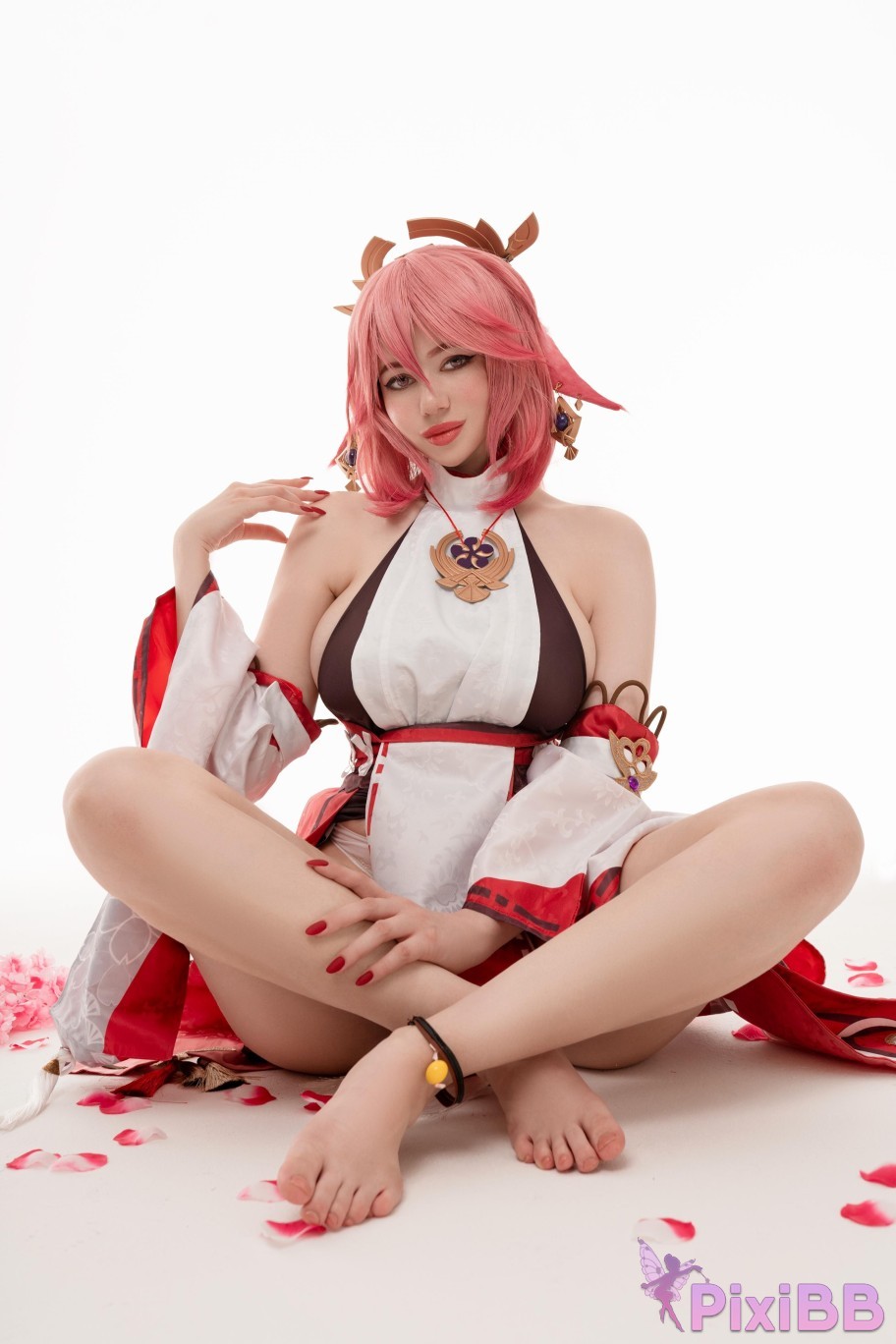 Alina Becker Yae Miko Genshin Impact PixiBB.COM 001