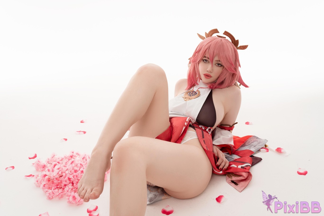 Alina Becker Yae Miko Genshin Impact PixiBB.COM 022