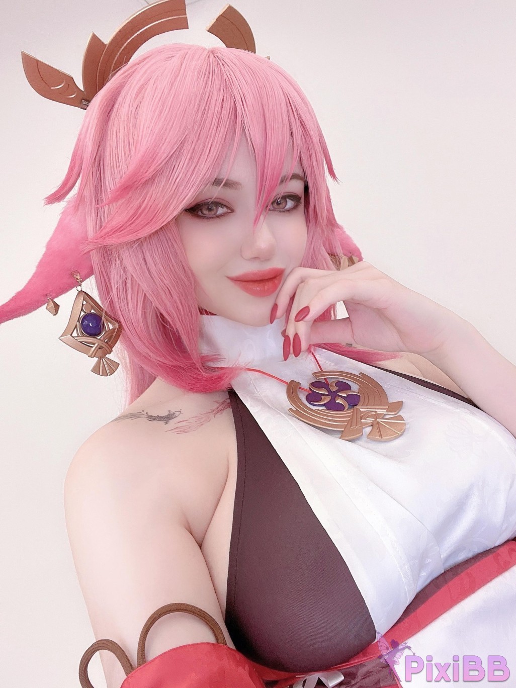 Alina Becker Yae Miko Genshin Impact PixiBB.COM 025