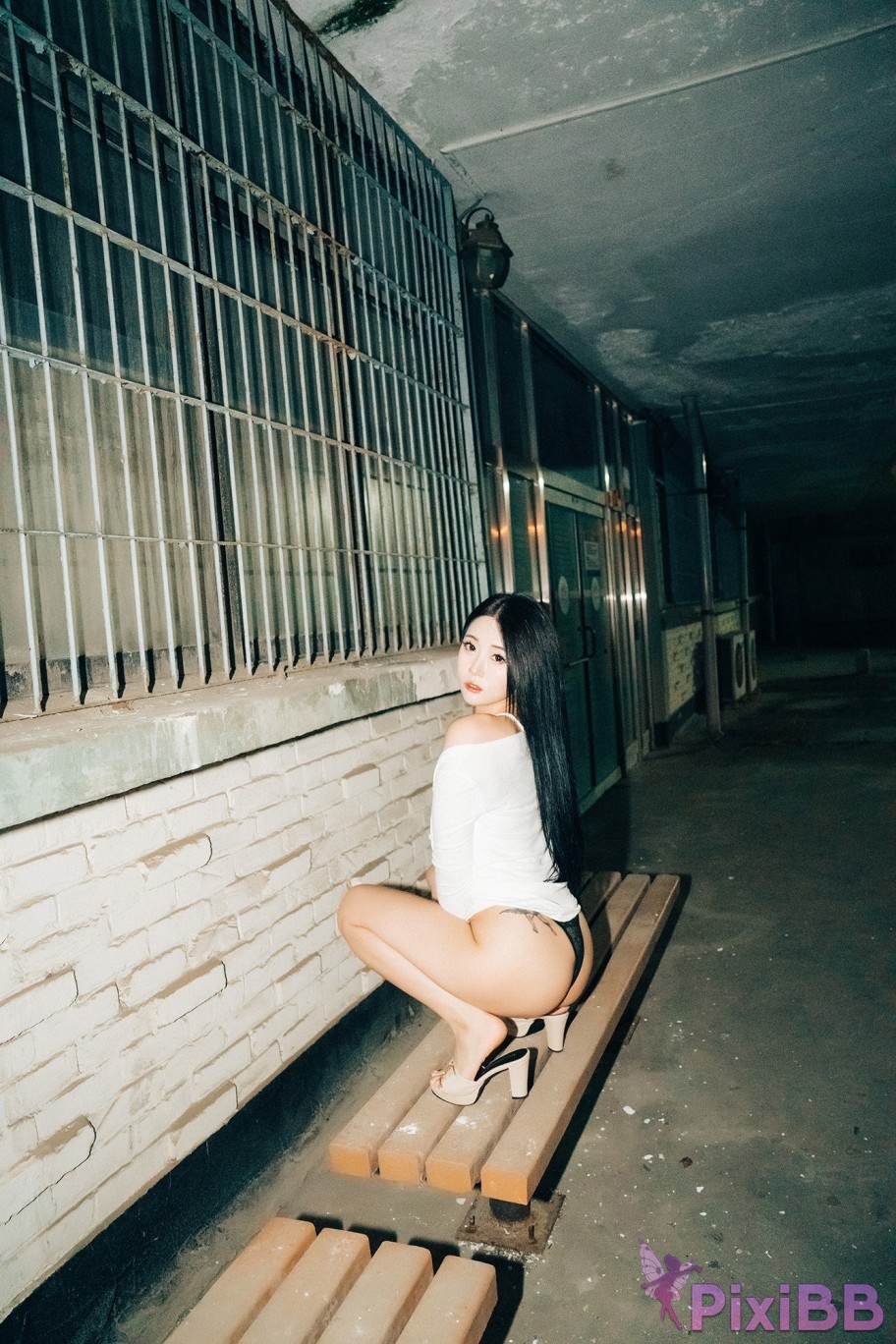 Loozy Bomi Night Roads PixiBB.COM 066