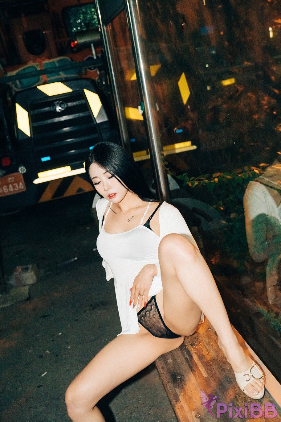 Loozy Bomi Night Roads PixiBB.COM 100
