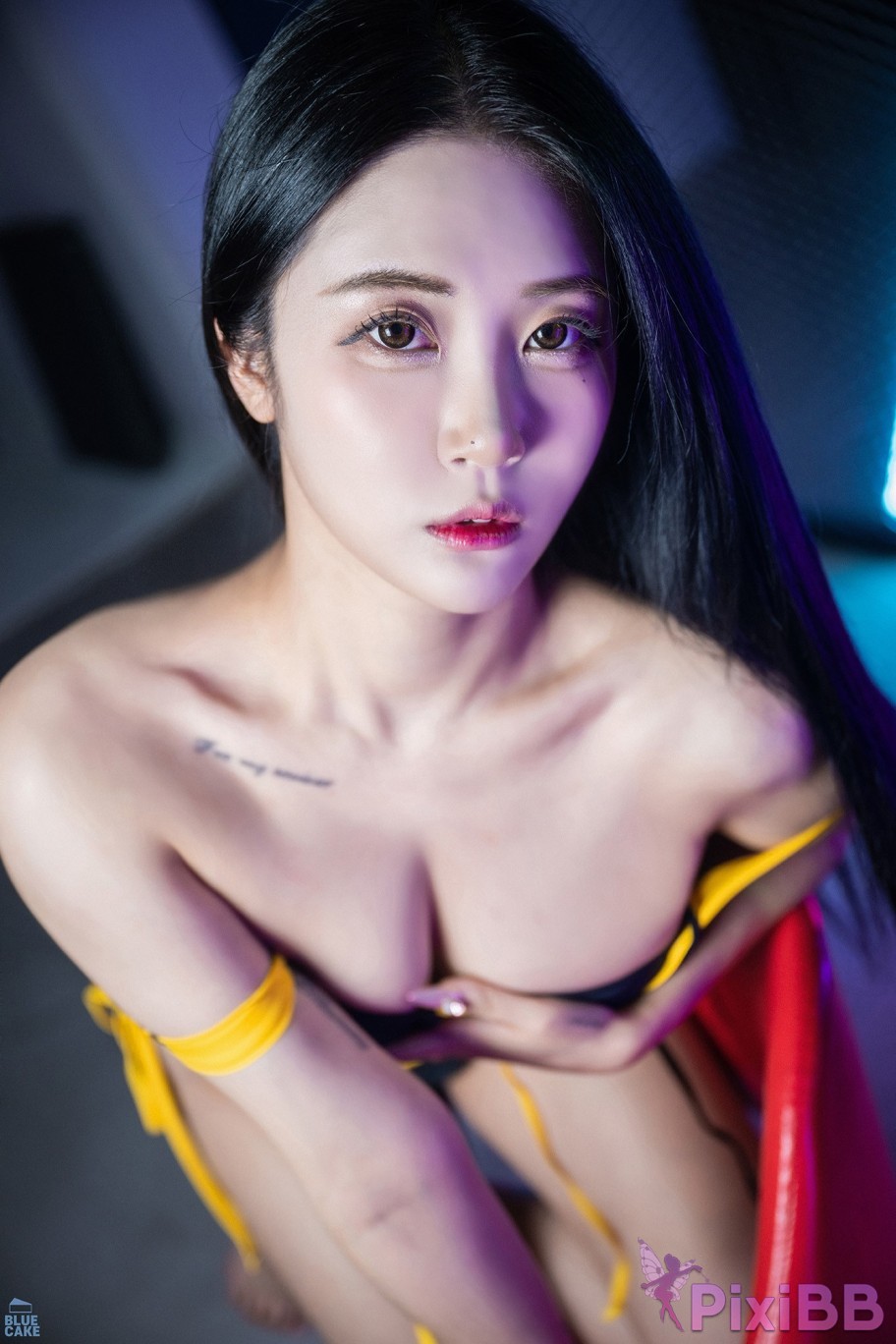 BLUECAKE Bomi Black and Yellow RED Ver PixiBB.COM 052