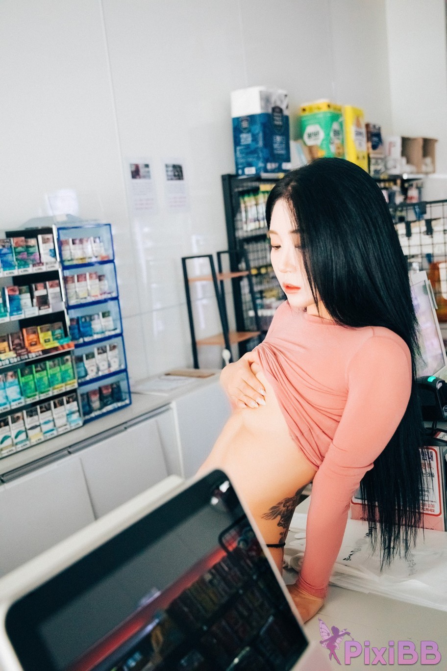 Loozy Bomi Part Timer PixiBB.COM 011