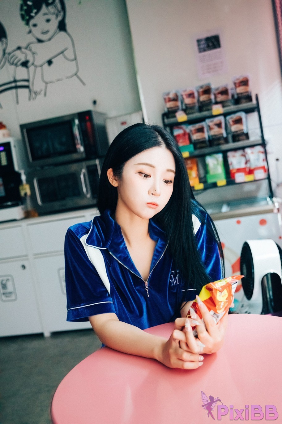 Loozy Bomi Part Timer PixiBB.COM 062