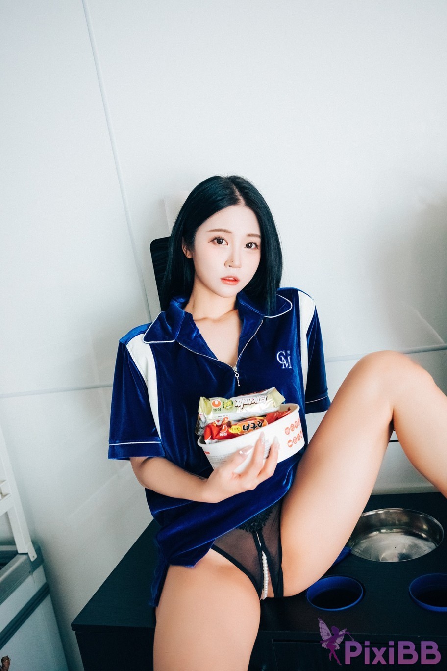 Loozy Bomi Part Timer PixiBB.COM 071