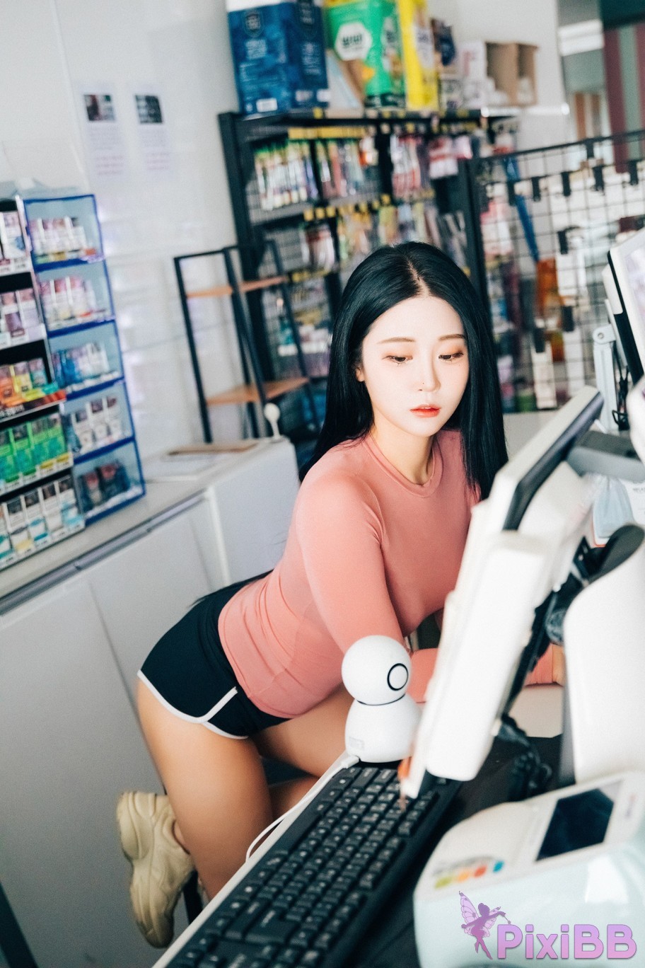 Loozy Bomi Part Timer PixiBB.COM 110