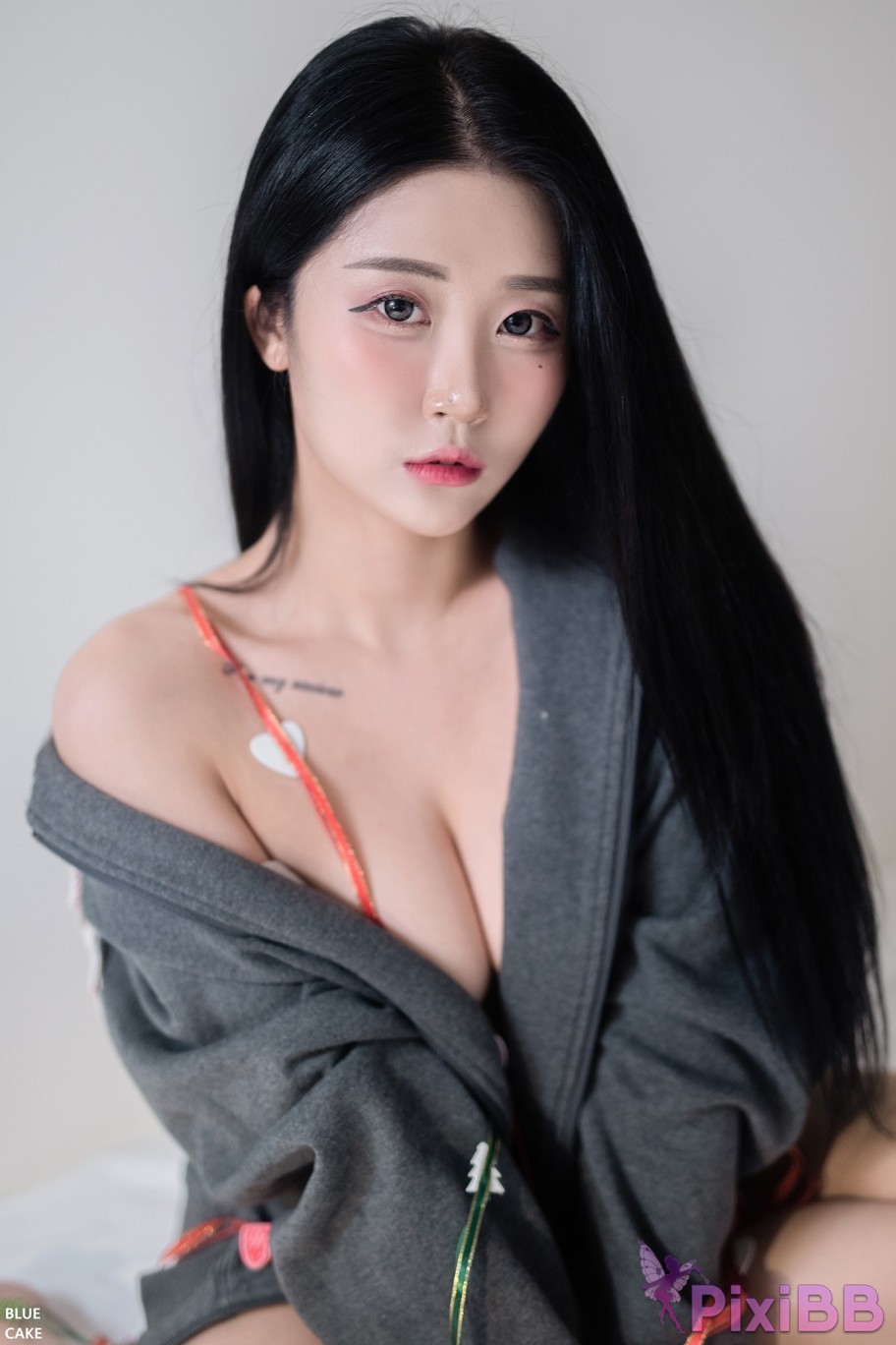 BLUECAKE Bomi Christmas with my Bomi and Lover PixiBB.COM 038